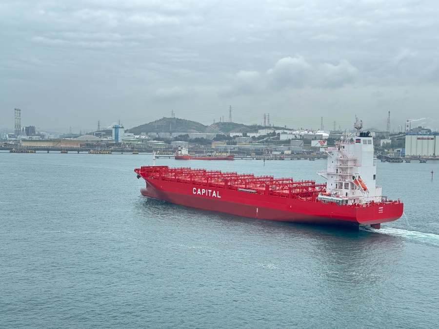 H Capital-Executive Ship Management Corp. παρέλαβε τα νεότευκτα containerships «Adonis», «Anaxagoras», «Acheloos» και «Acastos»
