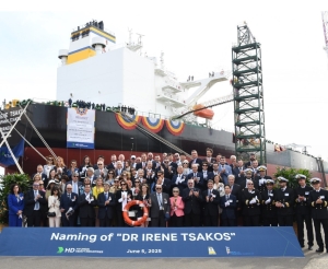 Η ΤΕΝ παρέλαβε τα υπό ελληνική σημαία νεότευκτα δεξαμενόπλοια ”Dr Irene Tsakos”και ”Silia Τ”