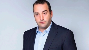 Debt-free Vafias expands wager on dry bulk