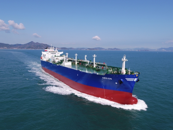Dorian LPG strengthens its fleet taking delivery of a Dual-Fuel 93,000 Cubic Meter Newbuilding