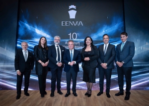 10 ΧΡΟΝΙΑ ΥΠΟΤΡΟΦΙΕΣ ΑΠΟ ΤΗΝ ΕΕΝΜΑ