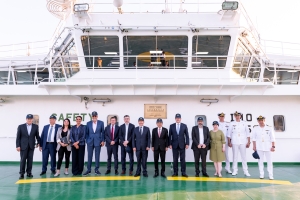 The arrival of LNG fuelled RoRo carrier “Yuan Hai Kou” at the port of Piraeus