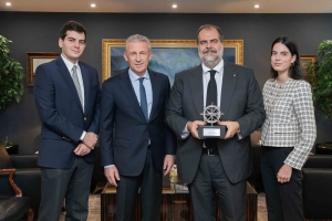 Τιμητική διάκριση στον Νικόλαο Δ. Πατέρα από το Propeller Club Πειραιά