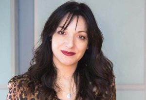 ΚΑΘΕ ΓΩΝΙΑ ΚΑΙ ΜΙΑ ΙΣΤΟΡΙΑ Τα ιστορικά podcast από την Ελένη Λετώνη