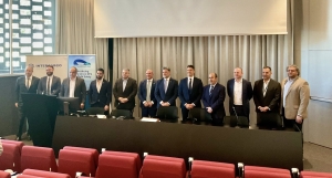 INTERCARGO SHIP TO SHIP TRANSFER GUIDE An essential initiative for Bulk Industry