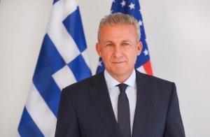 Κωστής Φραγκούλης: Ο Πρώτος μη Αμερικανός Πρόεδρος του International Propeller Club