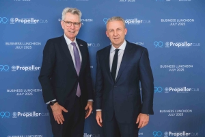 Επιχειρηματικό γεύμα του Propeller Club για την 4η Ιουλίου με τον πρώην Πρέσβη των ΗΠΑ στην Ελλάδα, Geoffrey Pyatt