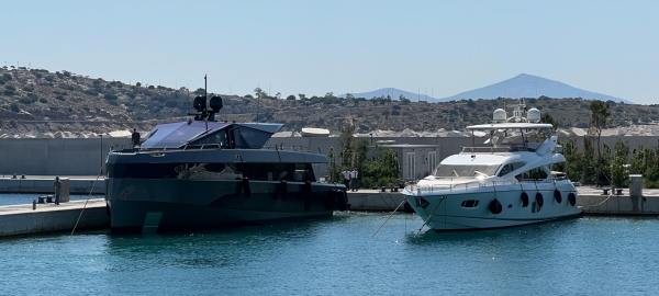 «Έδεσε» το πρώτο σκάφος στην ανανεωμένη Astir Marina!