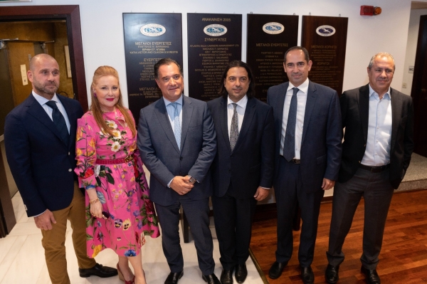 Ο Υπουργός Ανάπτυξης Άδωνις Γεωργιάδης στη Ναυτιλιακή Λέσχη Πειραιά