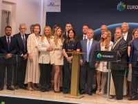 SAFE BULKERS INC.: The first shipping company to be listed on the Athens Stock Exchange - Euronext Athens