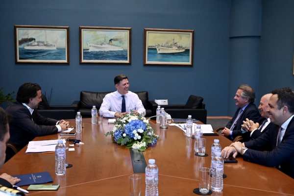 Εθιμοτυπική συνάντηση Προεδρείου ΕΕΝΜΑ με τον Υπουργό Ναυτιλίας και Νησιωτικής Πολιτικής